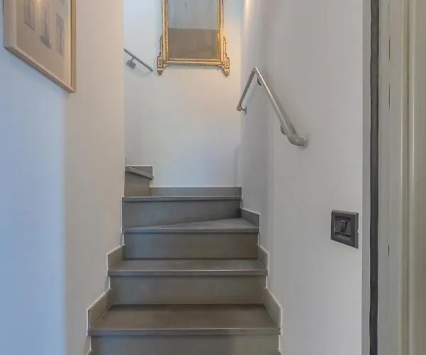 아파트 Guesthost - 'la Casa Gialla' Apartment! *