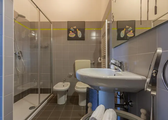 Guesthost - 'la Casa Gialla' Apartment! 아파트